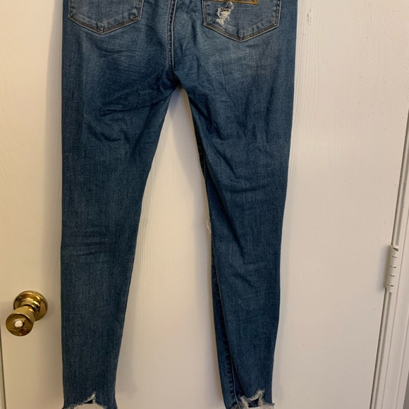 Ripped jeans from American eagle - Picture 2 of 4